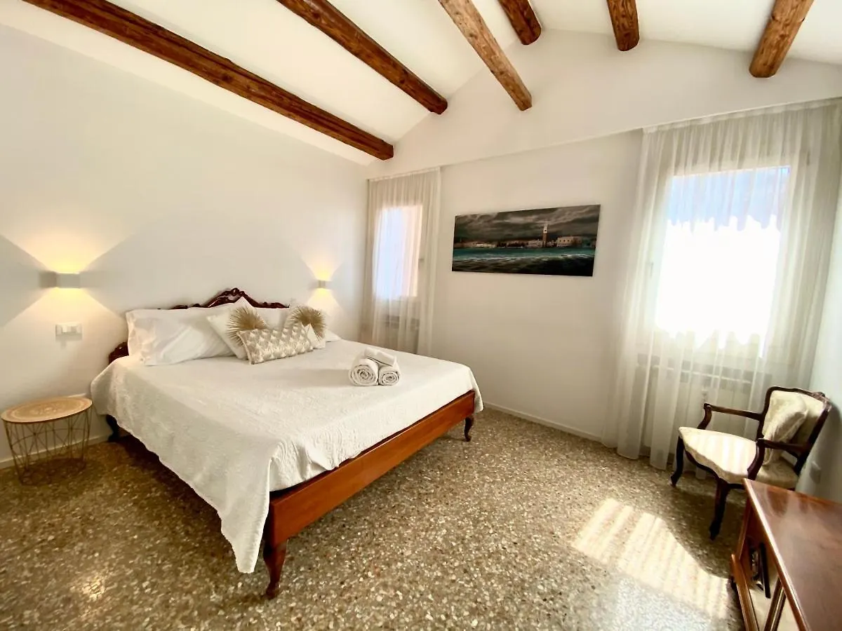 Ca' Degli Oresi Venedig 0*,